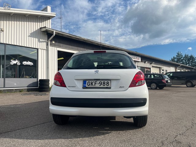 Peugeot 207 2