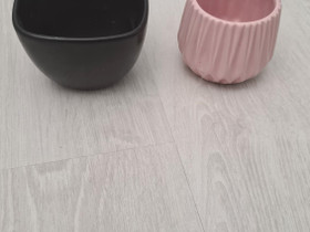 Pieni kukkaruukku, Ruukut, kivet ja koristeet, Piha ja puutarha, Joensuu, Tori.fi Pieni kukkaruukku, Ruukut, kivet ja koristeet, Piha ja puutarha, Joensuu, Tori.fi
