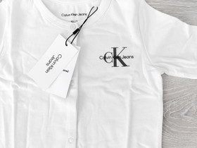Calvin Klein onesie 92, Lastenvaatteet ja kengät, Vaala, Tori.fi Calvin Klein onesie 92, Lastenvaatteet ja kengät, Vaala, Tori.fi