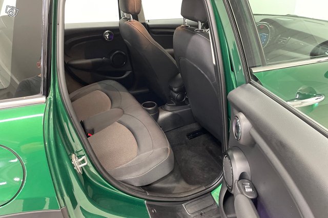 MINI Hatchback 12
