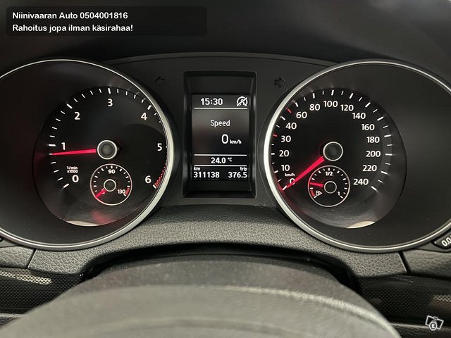 Volkswagen Golf 8
