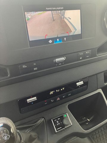 Mercedes-Benz Sprinter 16