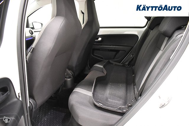VOLKSWAGEN Up 7