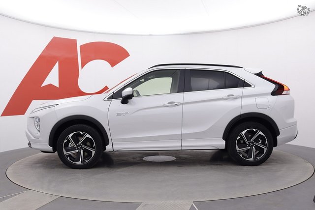 Mitsubishi Eclipse Cross 2