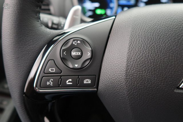 Mitsubishi Eclipse Cross 12