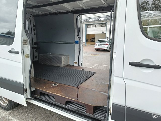 Mercedes-Benz Sprinter 5