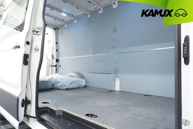 Volkswagen Crafter 6