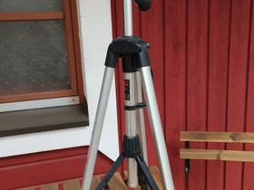 Hama kamerajalustin, Valokuvaustarvikkeet, Kamerat ja valokuvaus, Kontiolahti, Tori.fi Hama kamerajalustin, Valokuvaustarvikkeet, Kamerat ja valokuvaus, Kontiolahti, Tori.fi