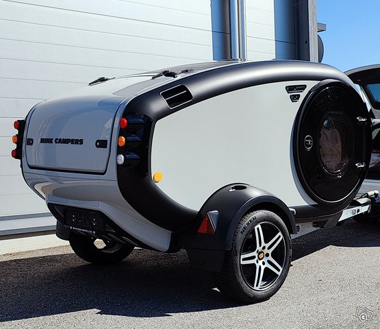 Mink Camper 2.0 - Black Edition 23