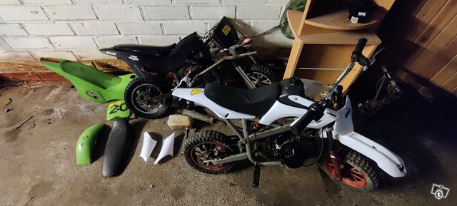 Samurai 50cc ja varaosia, kuva 1