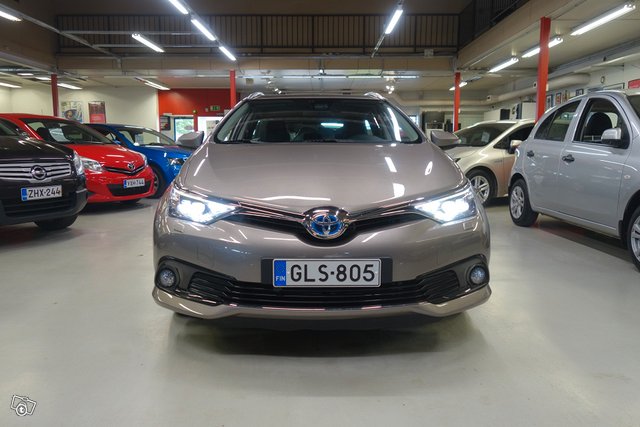 Toyota Auris 2