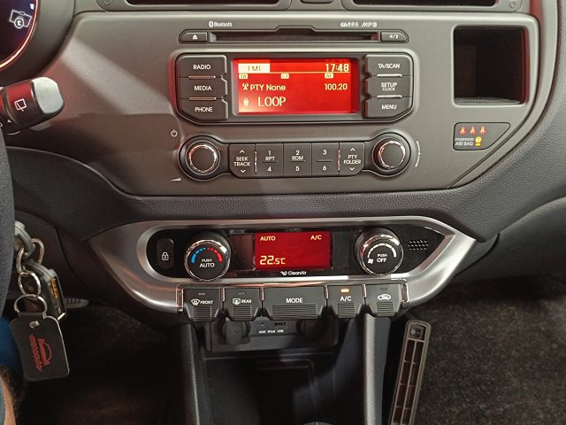 Kia Rio 11