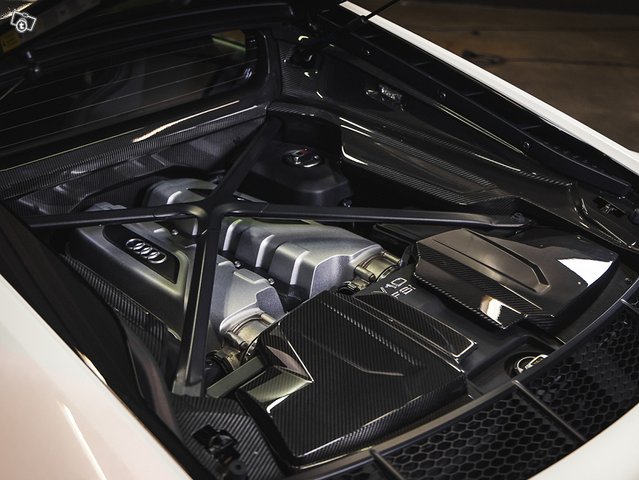 Audi R8 12