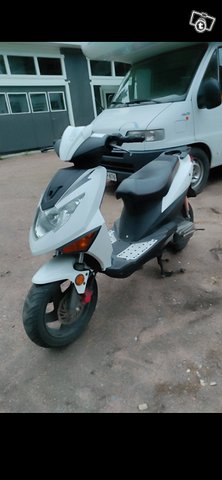 Keeway ry6, kuva 1