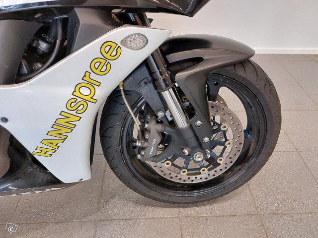 Honda CBR 9