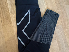 2XU trikoot, S, Juoksu ja lenkkeily, Urheilu ja ulkoilu, Lappeenranta, Tori.fi 2XU trikoot, S, Juoksu ja lenkkeily, Urheilu ja ulkoilu, Lappeenranta, Tori.fi