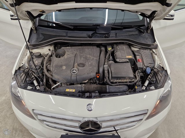 Mercedes-Benz B-sarja 3