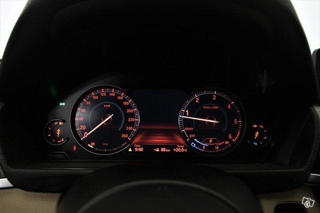BMW 335 14