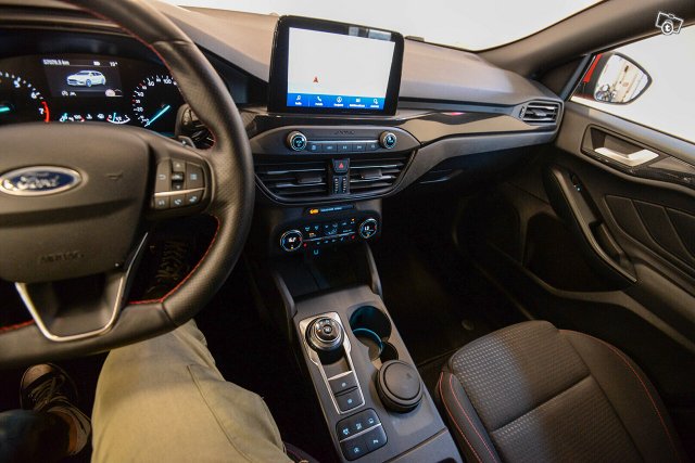 FORD FOCUS 17