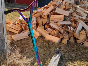 Impulse scootti, Rullaluistelu ja skeittaus, Urheilu ja ulkoilu, Kauhava, Tori.fi Impulse scootti, Rullaluistelu ja skeittaus, Urheilu ja ulkoilu, Kauhava, Tori.fi