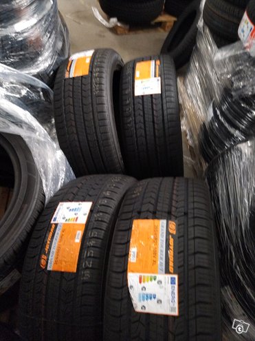 Sarja uusia 265/45R21" joyroad kesrenkaita