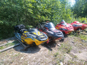 Polaris osaa 2000-2005, Moottorikelkan varaosat ja tarvikkeet, Mototarvikkeet ja varaosat, Pertunmaa, Tori.fi Polaris osaa 2000-2005, Moottorikelkan varaosat ja tarvikkeet, Mototarvikkeet ja varaosat, Pertunmaa, Tori.fi