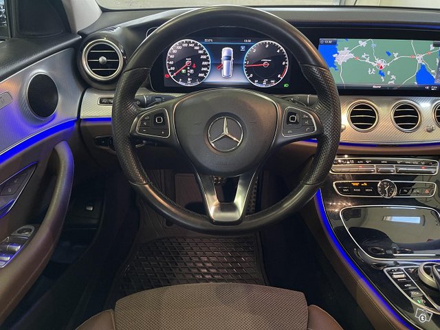 Mercedes-Benz E 7
