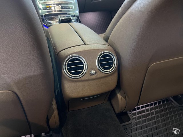 Mercedes-Benz E 18