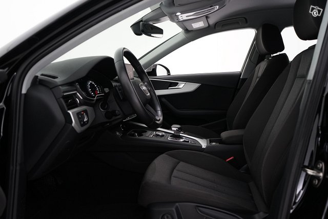 Audi A4 10