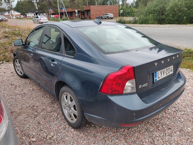 Volvo S40 4