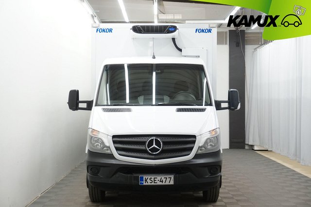 Mercedes-Benz Sprinter 11