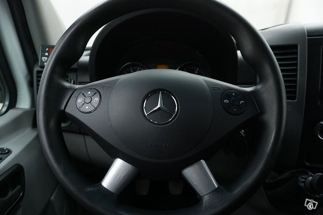 Mercedes-Benz Sprinter 14