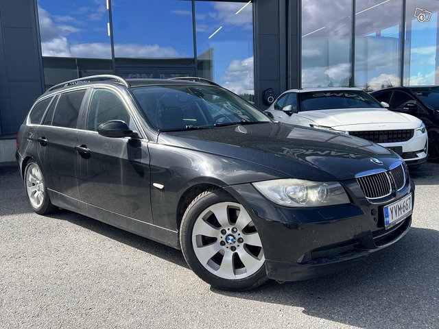 BMW 325