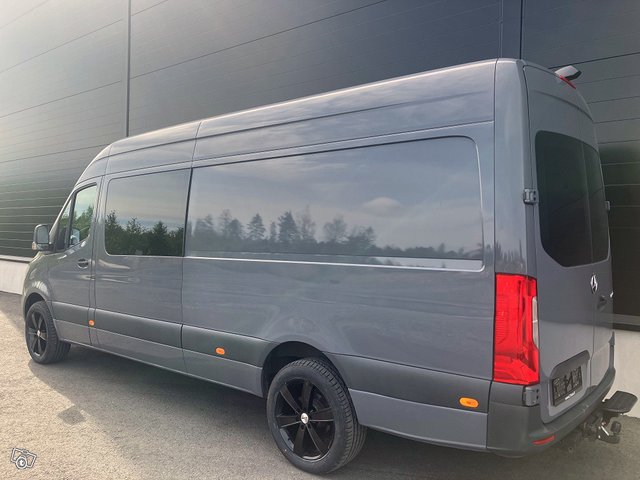 Mercedes-Benz Sprinter 14