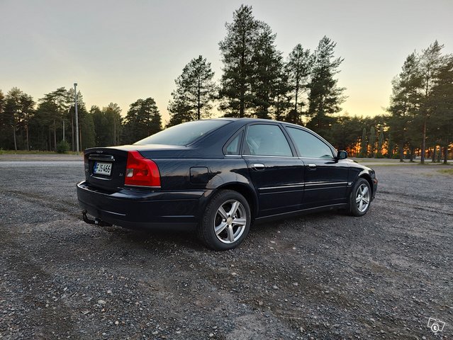 Volvo S80