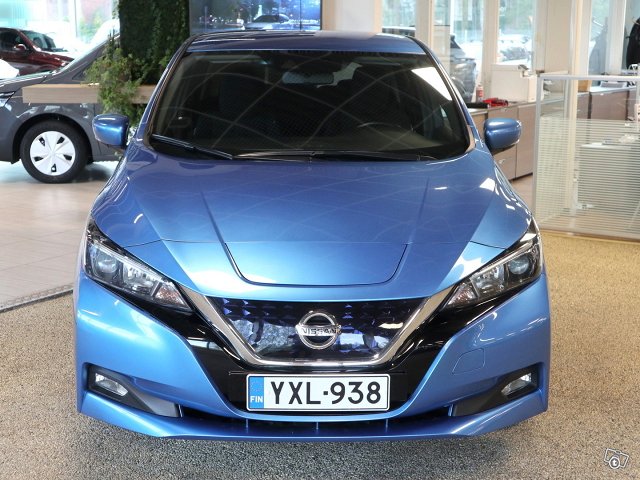 NISSAN Leaf 5