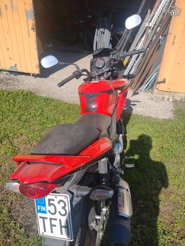 Honda CBF125, kuva 1
