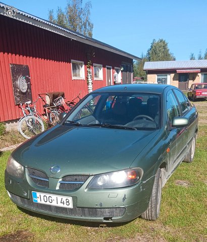 Nissan Almera 2