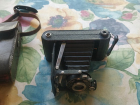 Kodak Junior 620 ja nahka laukku kameralle, Kamerat, Kamerat ja valokuvaus, Kokkola, Tori.fi Kodak Junior 620 ja nahka laukku kameralle, Kamerat, Kamerat ja valokuvaus, Kokkola, Tori.fi