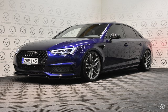 Audi S4, kuva 1
