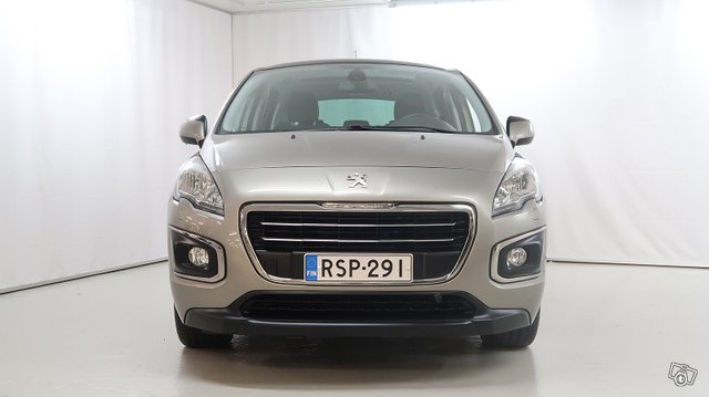 PEUGEOT 3008 6