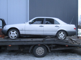 MB C 200 Sedan, Autovaraosat, Auton varaosat ja tarvikkeet, Jämijärvi, Tori.fi MB C 200 Sedan, Autovaraosat, Auton varaosat ja tarvikkeet, Jämijärvi, Tori.fi