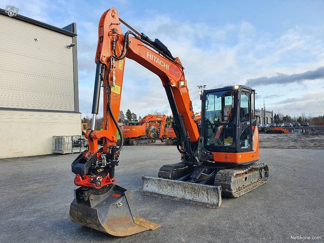 Hitachi ZX65USB-5, kuva 1