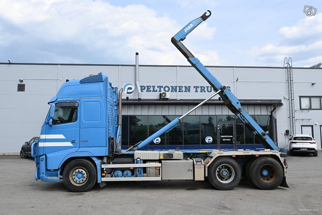 Volvo FH660 6x2 Koukkuauto 3