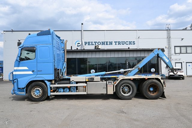 Volvo FH660 6x2 Koukkuauto 5