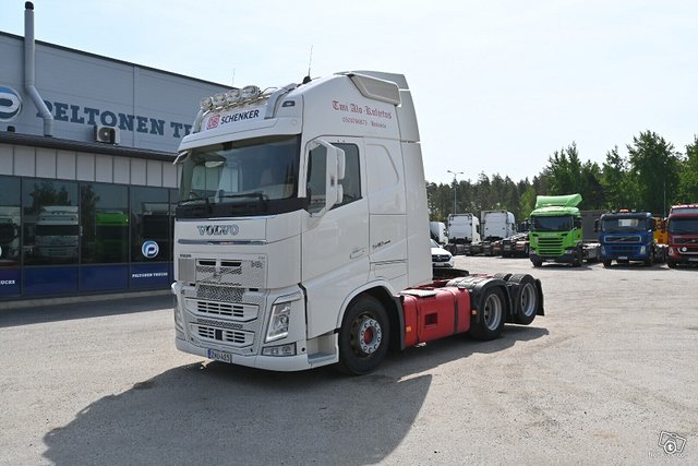 Volvo FH540 6x2 Siisti Vetoauto 1