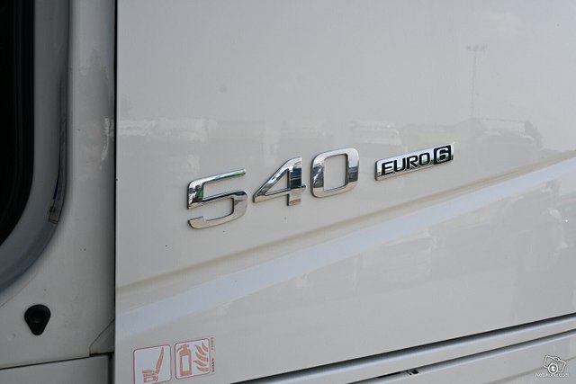 Volvo FH540 6x2 Siisti Vetoauto 13