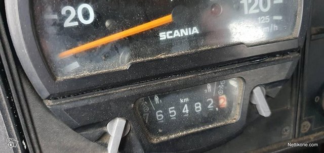 Scania 82 M Henkilönostin 11