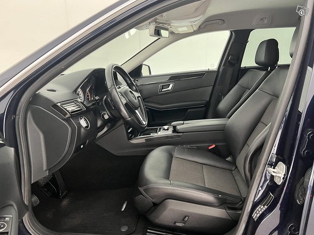 Mercedes-Benz E 9