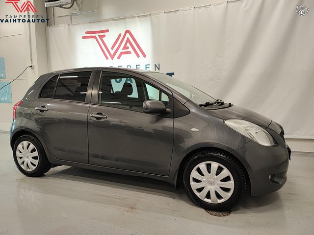 Toyota Yaris 6